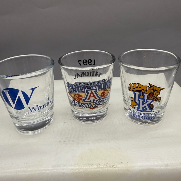 Three Vintage, Unused University Shot Glasses - Picture 2 of 8